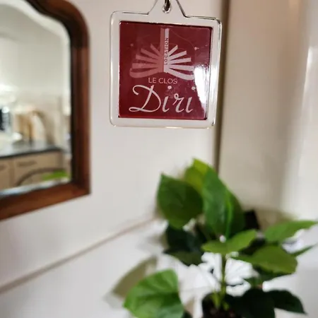 Le Clos Diri Ντινάν